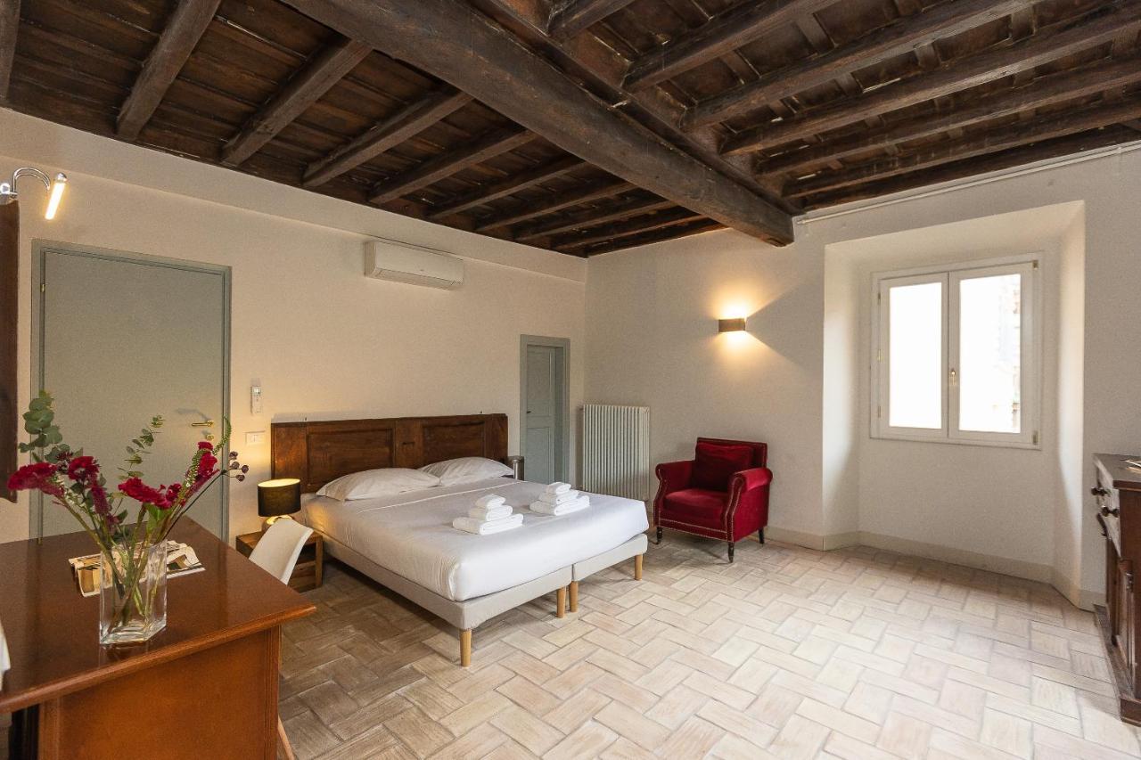 Rome Historical Apartment - Arco Dei Banchi Exterior photo