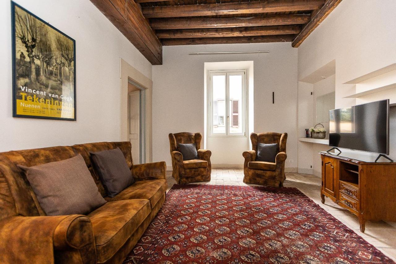 Rome Historical Apartment - Arco Dei Banchi Exterior photo